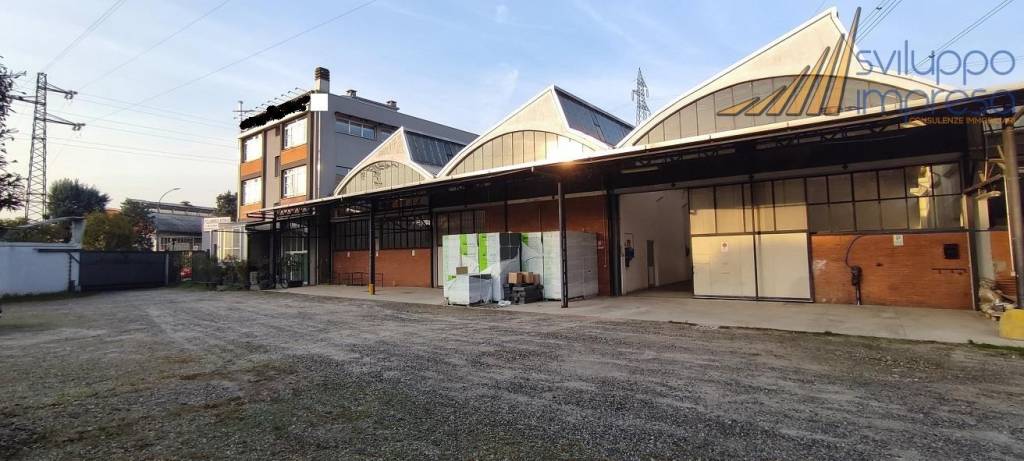 appartamento in vendita a Cologno Monzese in zona San Maurizio al Lambro