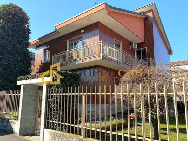 casa indipendente in vendita a Cologno Monzese