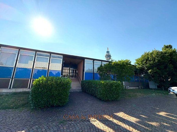 capannone in vendita a Cologno Monzese