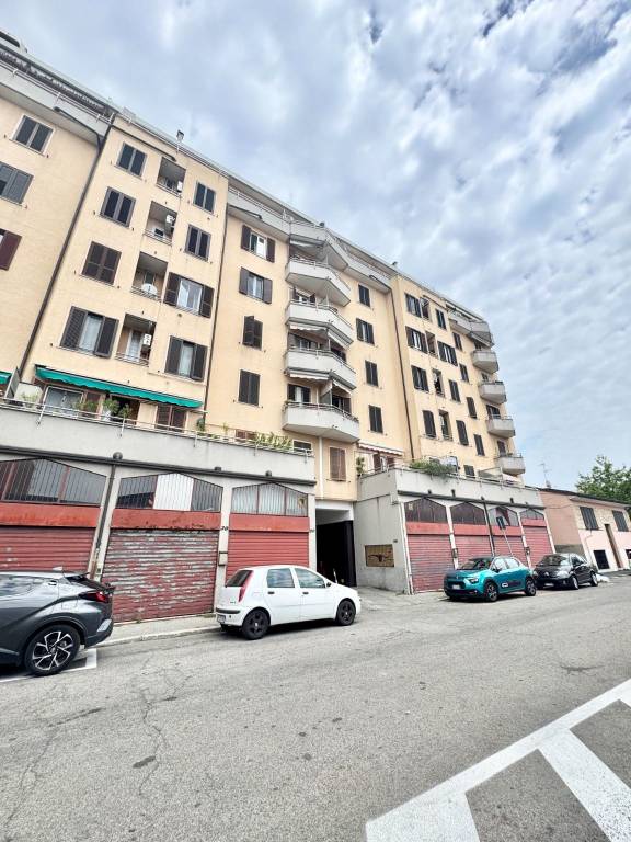 appartamento in vendita a Cologno Monzese