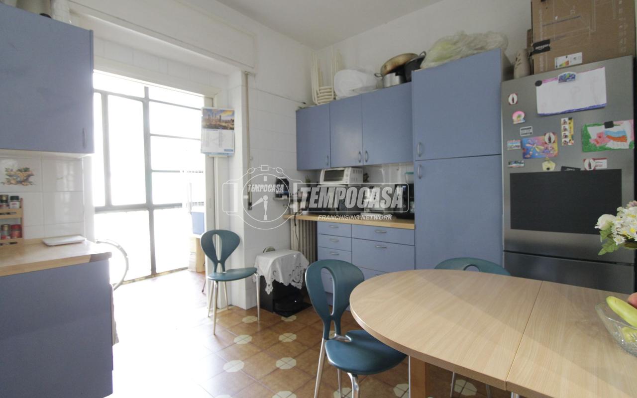 appartamento in vendita a Cologno Monzese