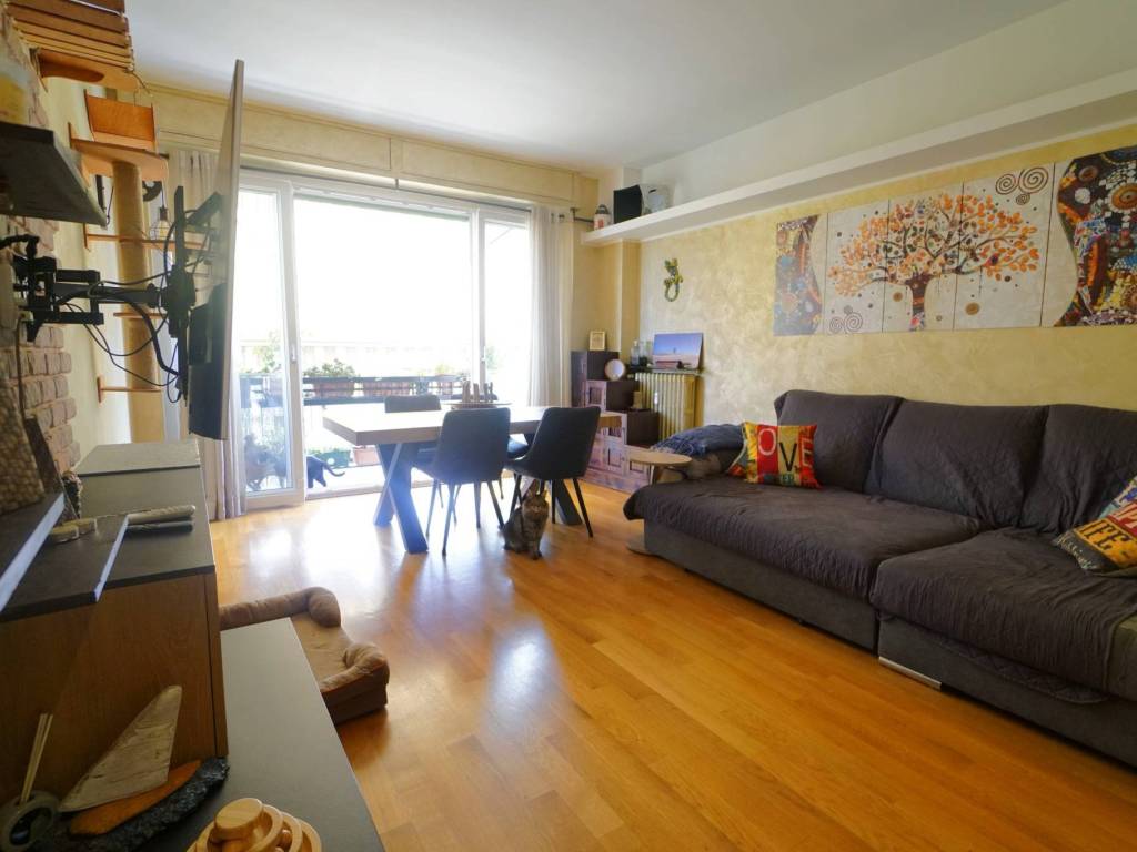 appartamento in vendita a Cologno Monzese in zona San Maurizio al Lambro