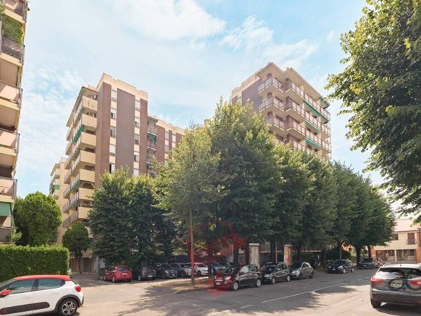 appartamento in vendita a Cologno Monzese