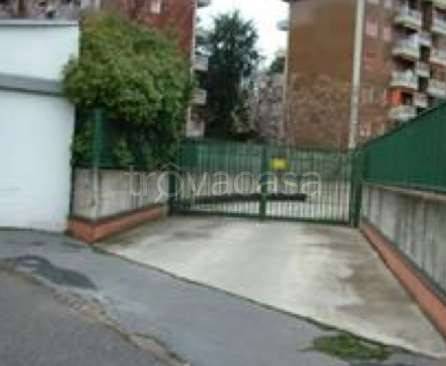 appartamento in vendita a Cologno Monzese in zona San Maurizio al Lambro