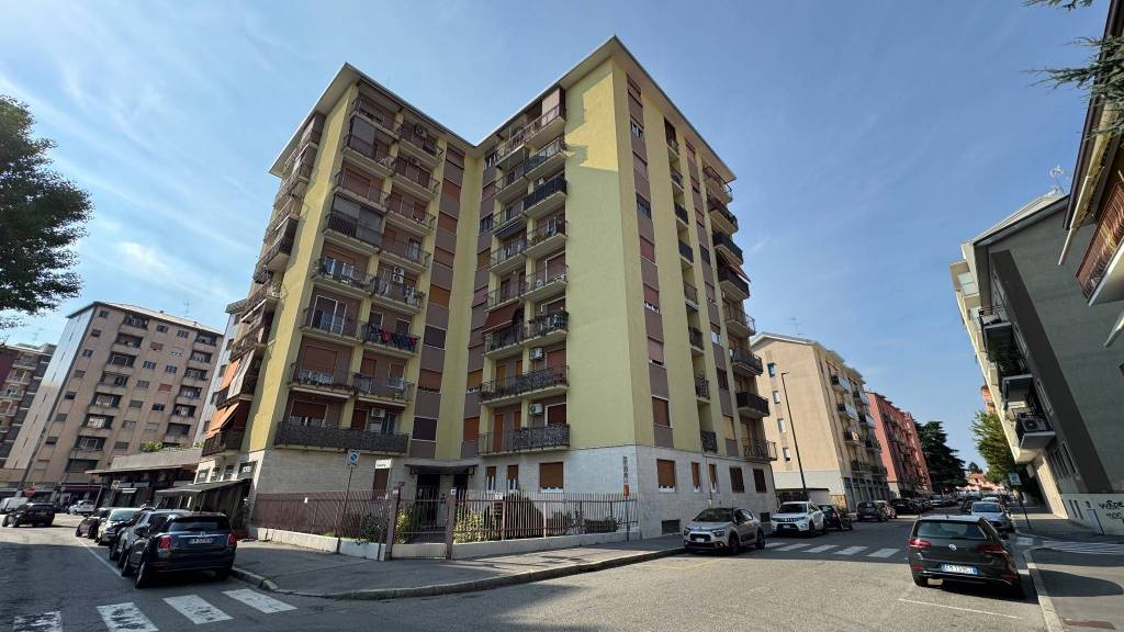appartamento in vendita a Cologno Monzese