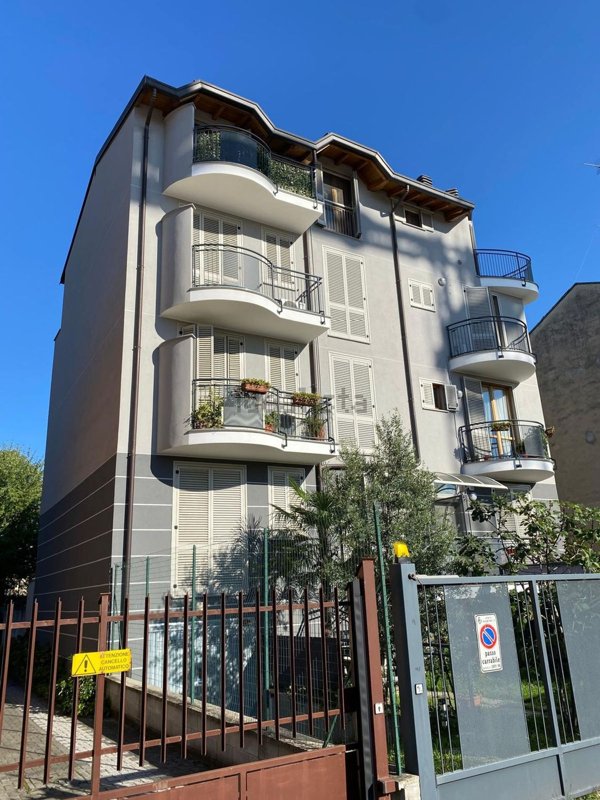 appartamento in vendita a Cologno Monzese