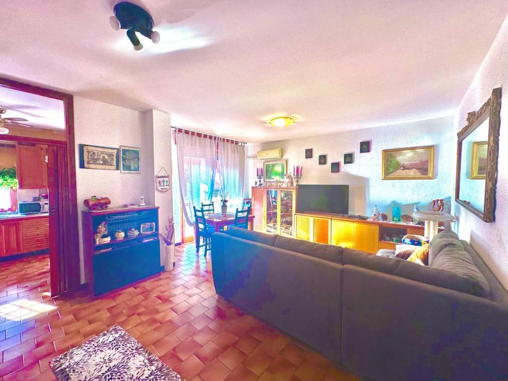appartamento in vendita a Cologno Monzese in zona San Maurizio al Lambro