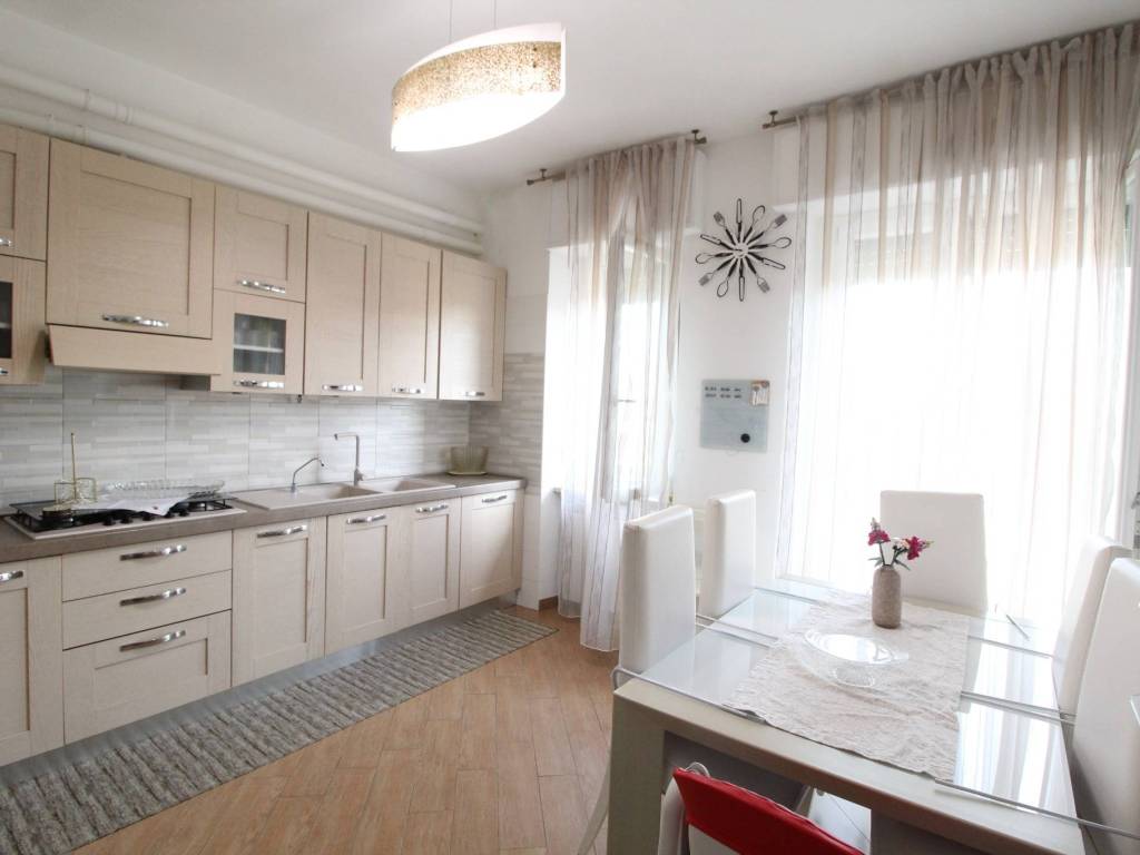 appartamento in vendita a Cologno Monzese