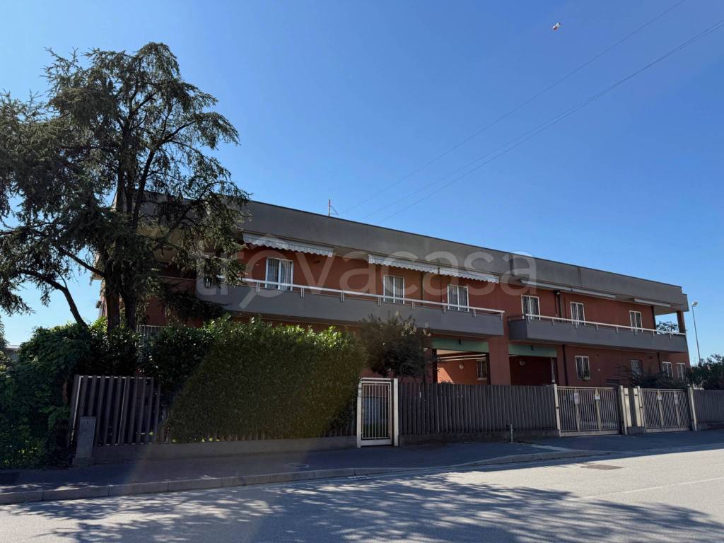 ufficio in vendita a Cologno Monzese