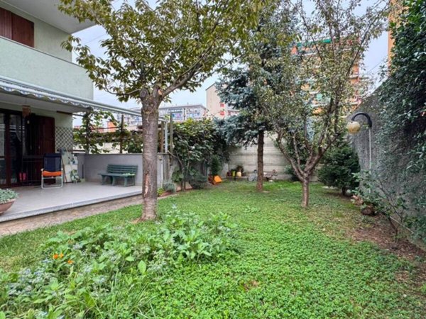 casa indipendente in vendita a Cologno Monzese