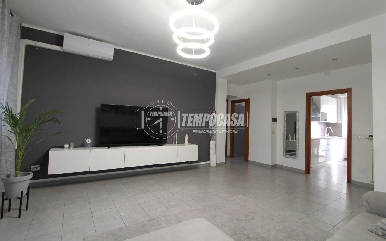 appartamento in vendita a Cologno Monzese in zona San Maurizio al Lambro