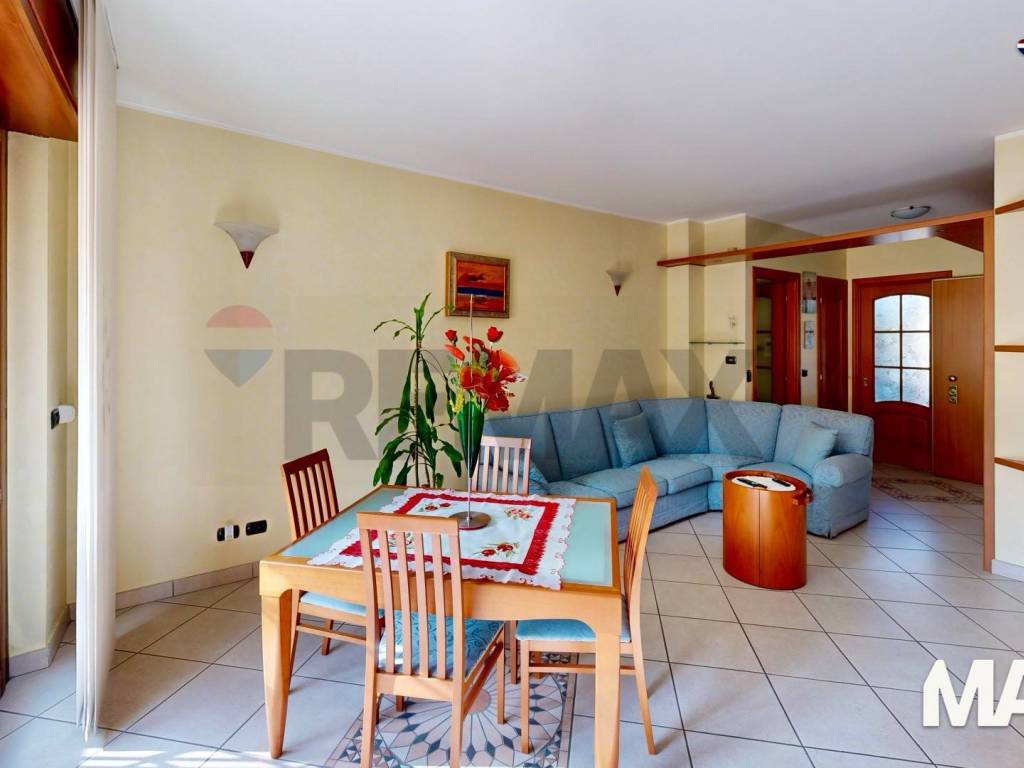 appartamento in vendita a Cologno Monzese