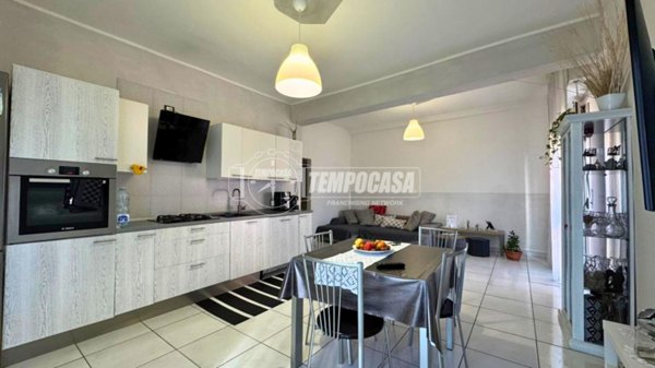 appartamento in vendita a Cologno Monzese