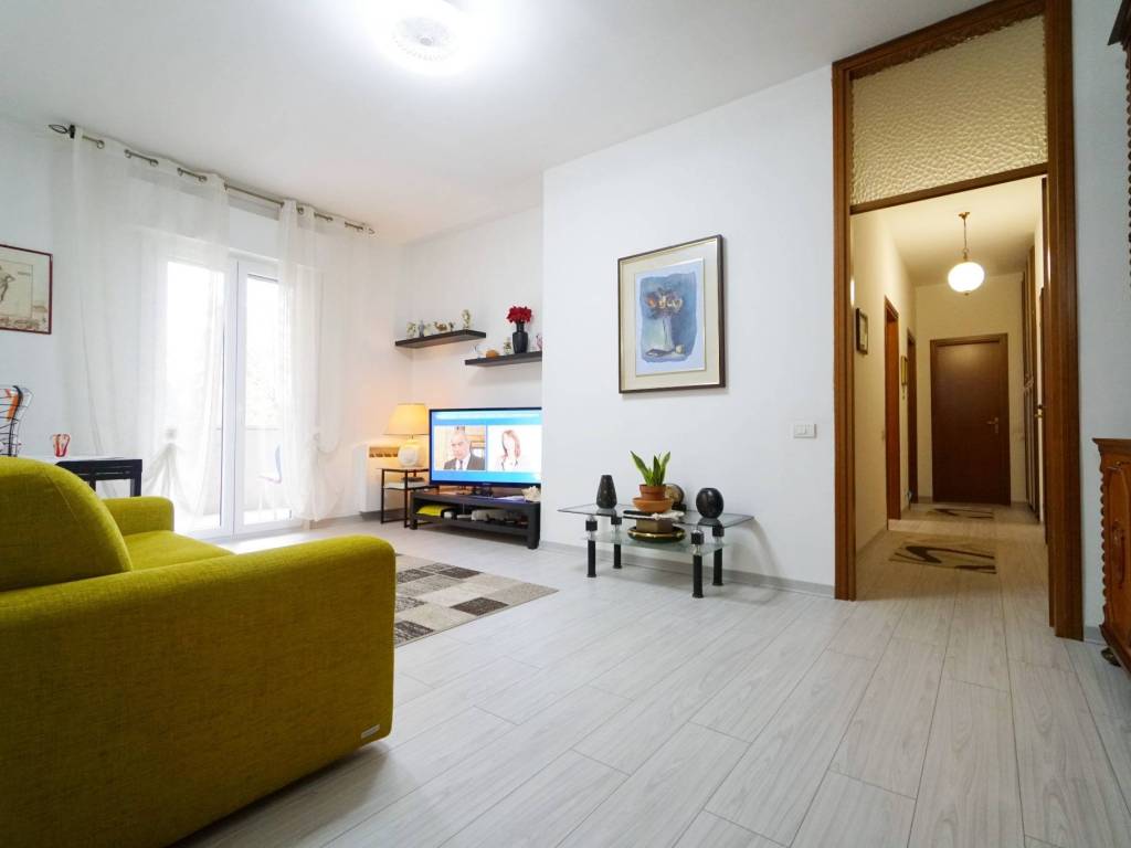 appartamento in vendita a Cologno Monzese in zona San Maurizio al Lambro