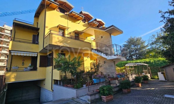 appartamento in vendita a Cologno Monzese in zona San Maurizio al Lambro
