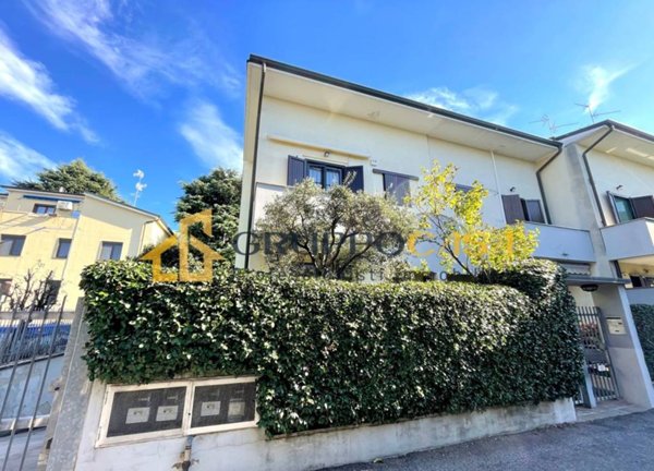 casa indipendente in vendita a Cologno Monzese