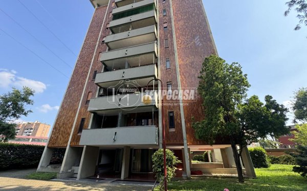 appartamento in vendita a Cologno Monzese