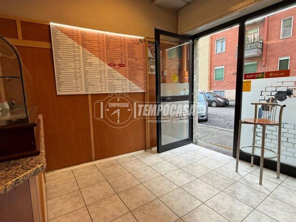 negozio in vendita a Cologno Monzese