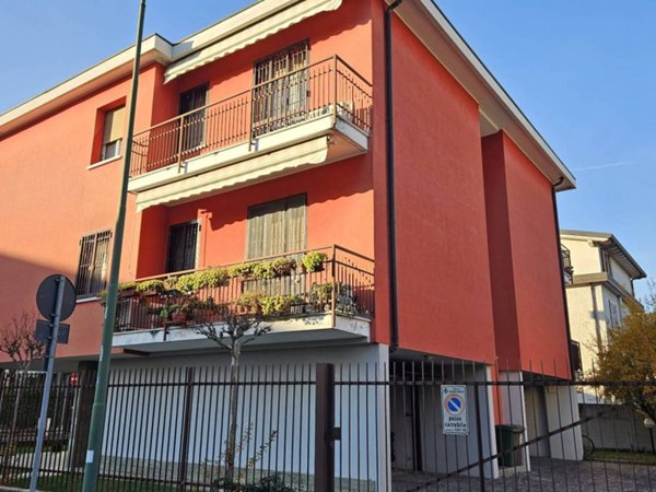 appartamento in vendita a Cologno Monzese