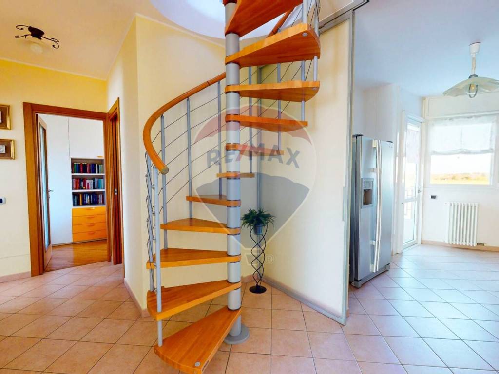 appartamento in vendita a Cologno Monzese