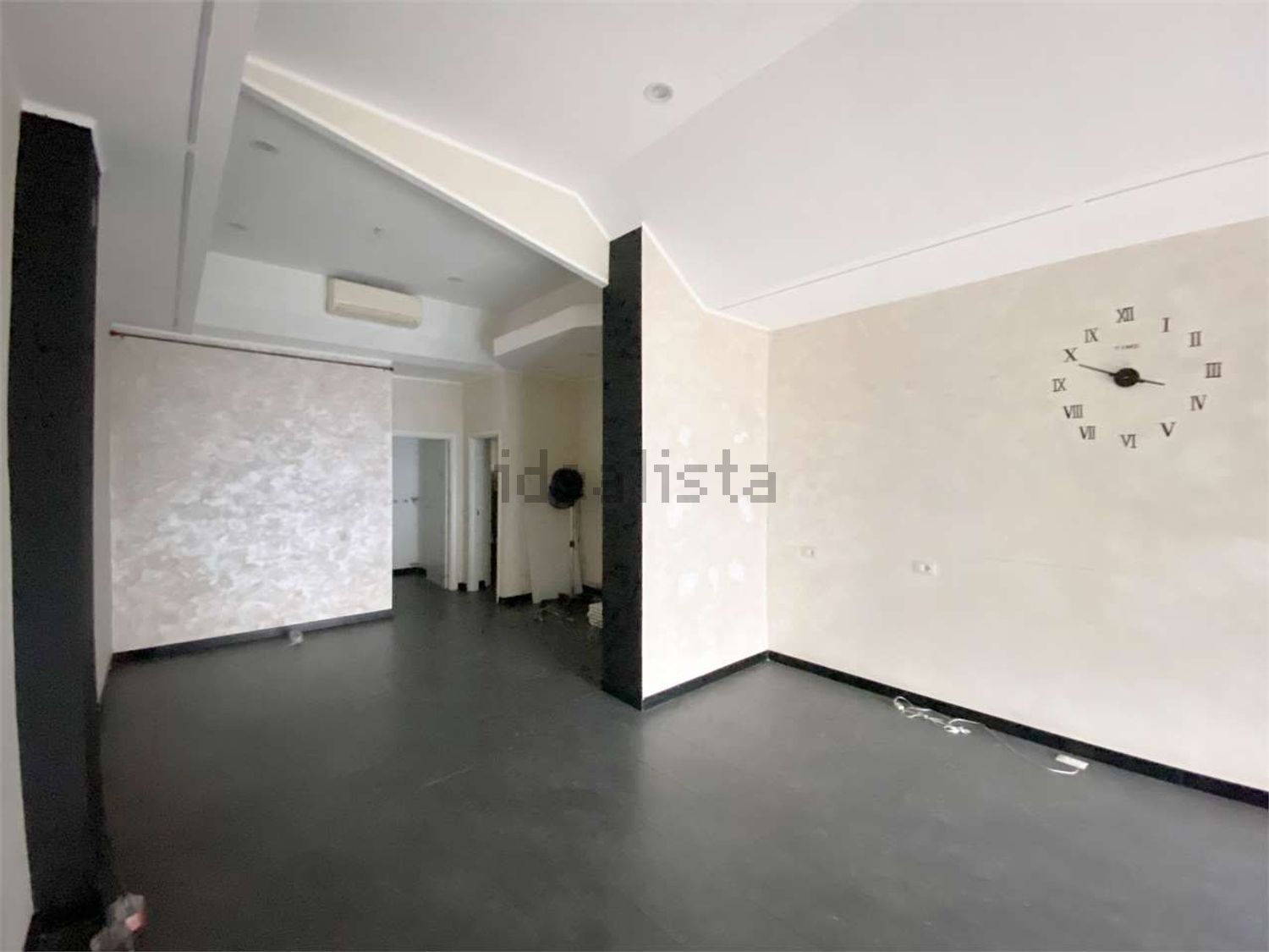 negozio in vendita a Cologno Monzese