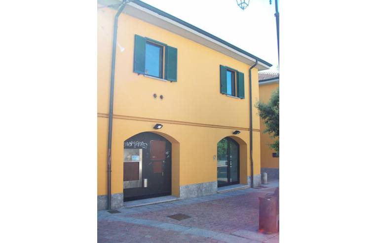 appartamento in vendita a Cologno Monzese in zona San Maurizio al Lambro