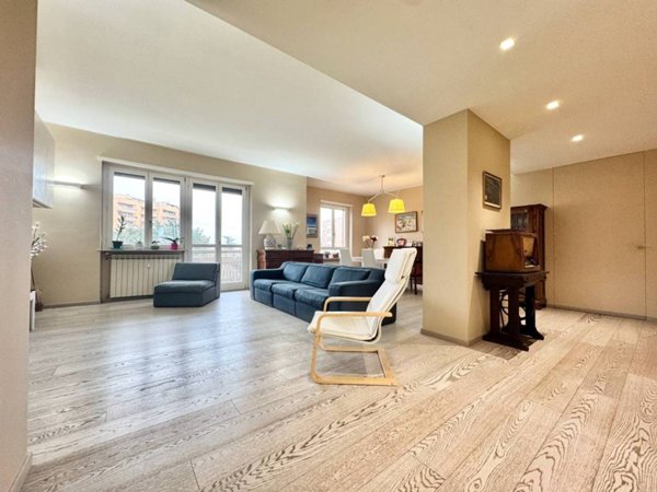 appartamento in vendita a Cologno Monzese