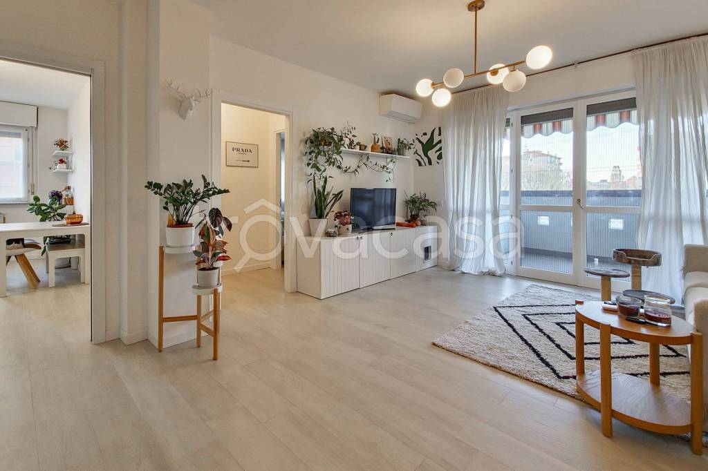 appartamento in vendita a Cologno Monzese in zona San Maurizio al Lambro