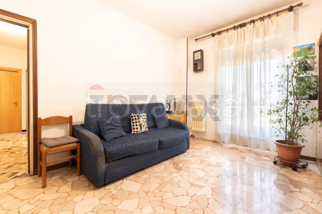 appartamento in vendita a Cologno Monzese