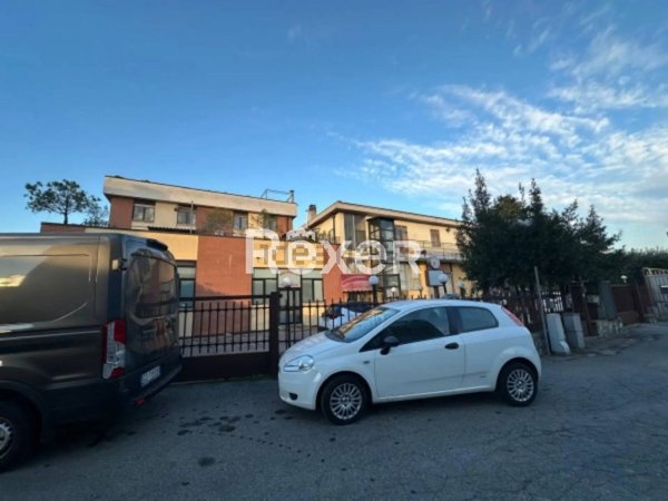 ufficio in vendita a Cologno Monzese