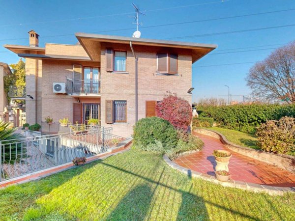 appartamento in vendita a Cologno Monzese