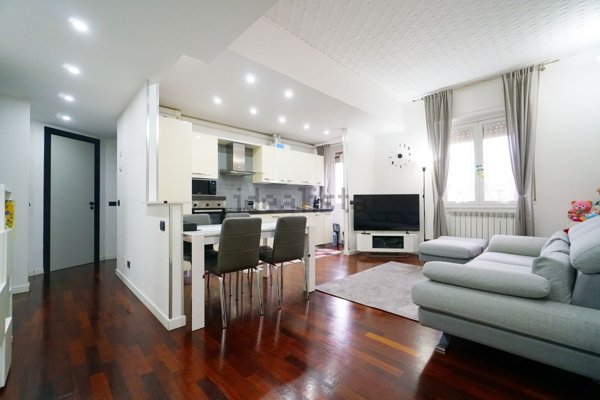 appartamento in vendita a Cologno Monzese