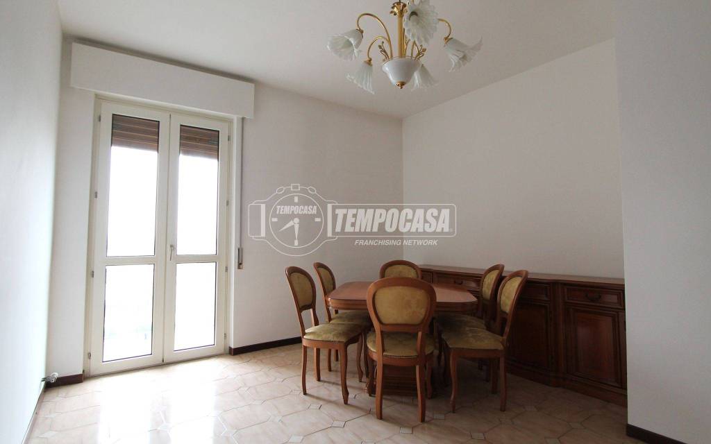 appartamento in vendita a Cologno Monzese in zona San Maurizio al Lambro