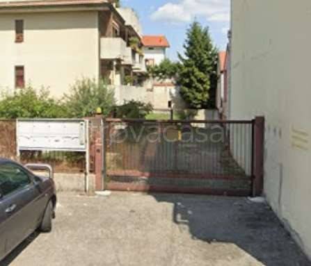 appartamento in vendita a Cologno Monzese in zona San Maurizio al Lambro