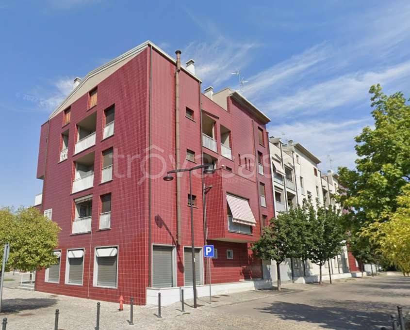 appartamento in vendita a Cologno Monzese in zona San Maurizio al Lambro