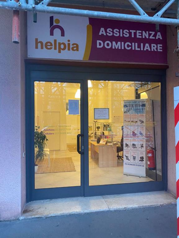 negozio in vendita a Cologno Monzese