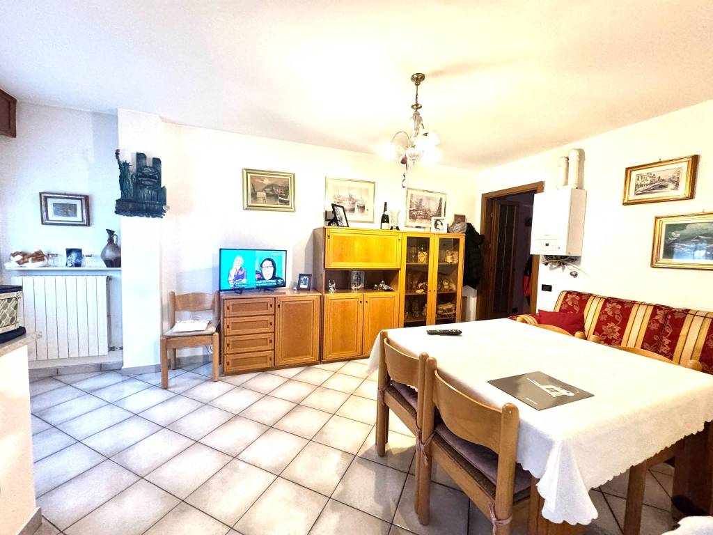 appartamento in vendita a Cologno Monzese