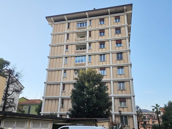 appartamento in vendita a Cologno Monzese