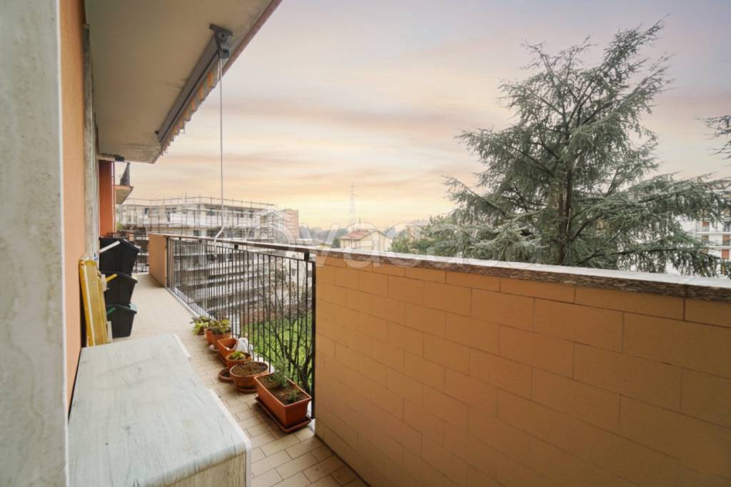 appartamento in vendita a Cologno Monzese in zona San Maurizio al Lambro