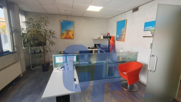 ufficio in vendita a Cologno Monzese