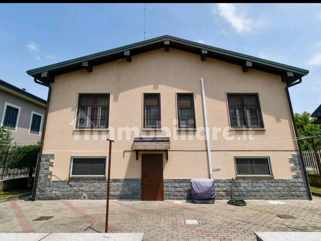 casa indipendente in vendita a Cologno Monzese