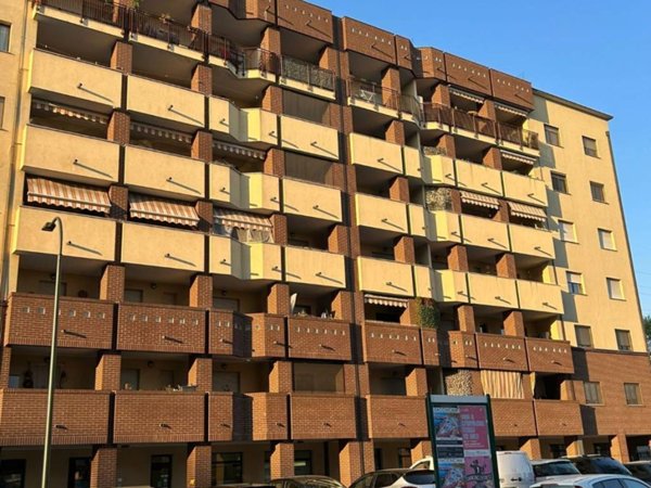 appartamento in vendita a Cologno Monzese in zona San Maurizio al Lambro