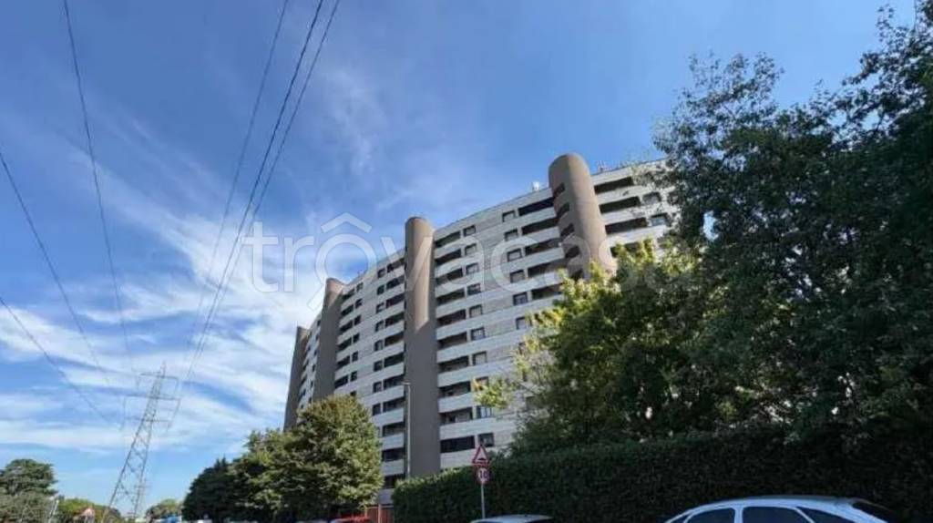 appartamento in vendita a Cologno Monzese