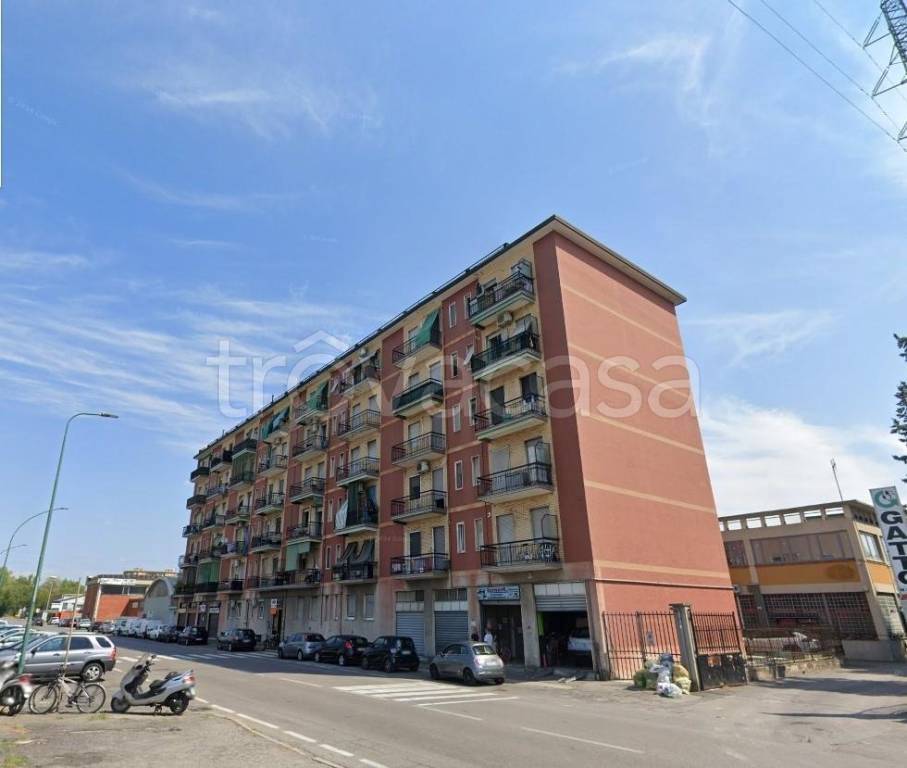 appartamento in vendita a Cologno Monzese in zona San Maurizio al Lambro