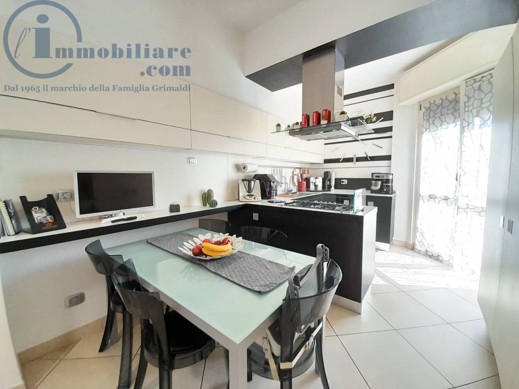 appartamento in vendita a Cologno Monzese