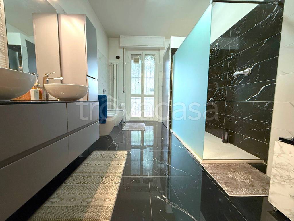 appartamento in vendita a Cologno Monzese