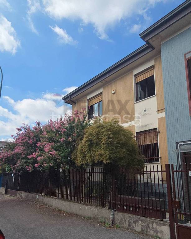 appartamento in vendita a Cologno Monzese