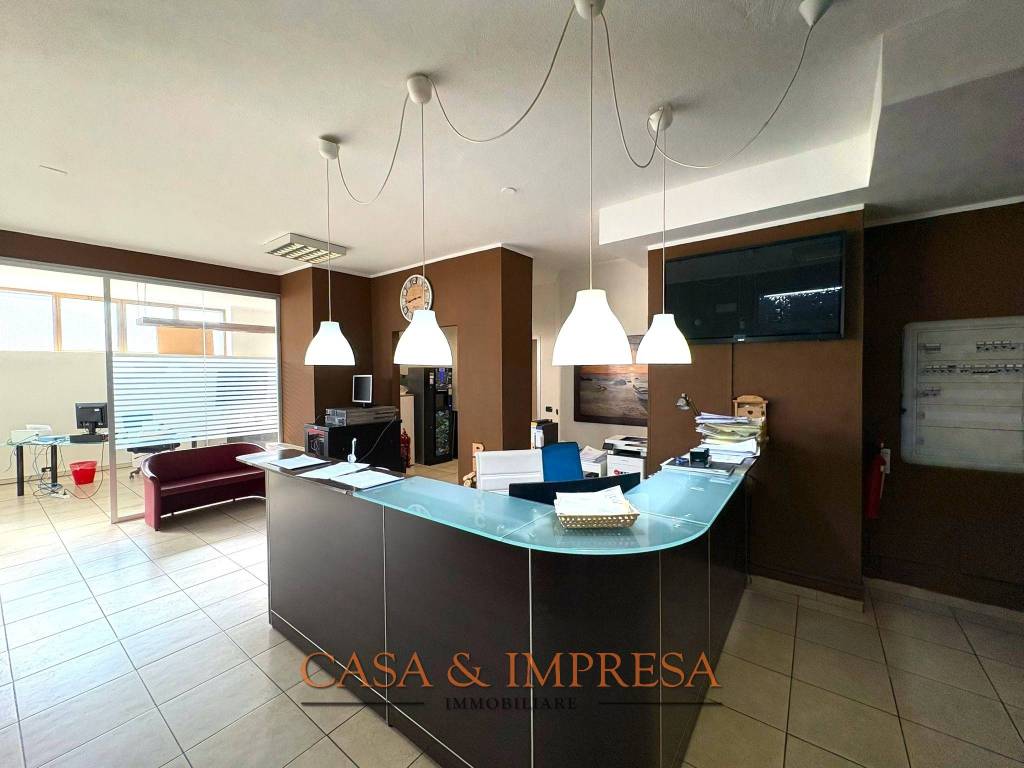 ufficio in vendita a Cologno Monzese