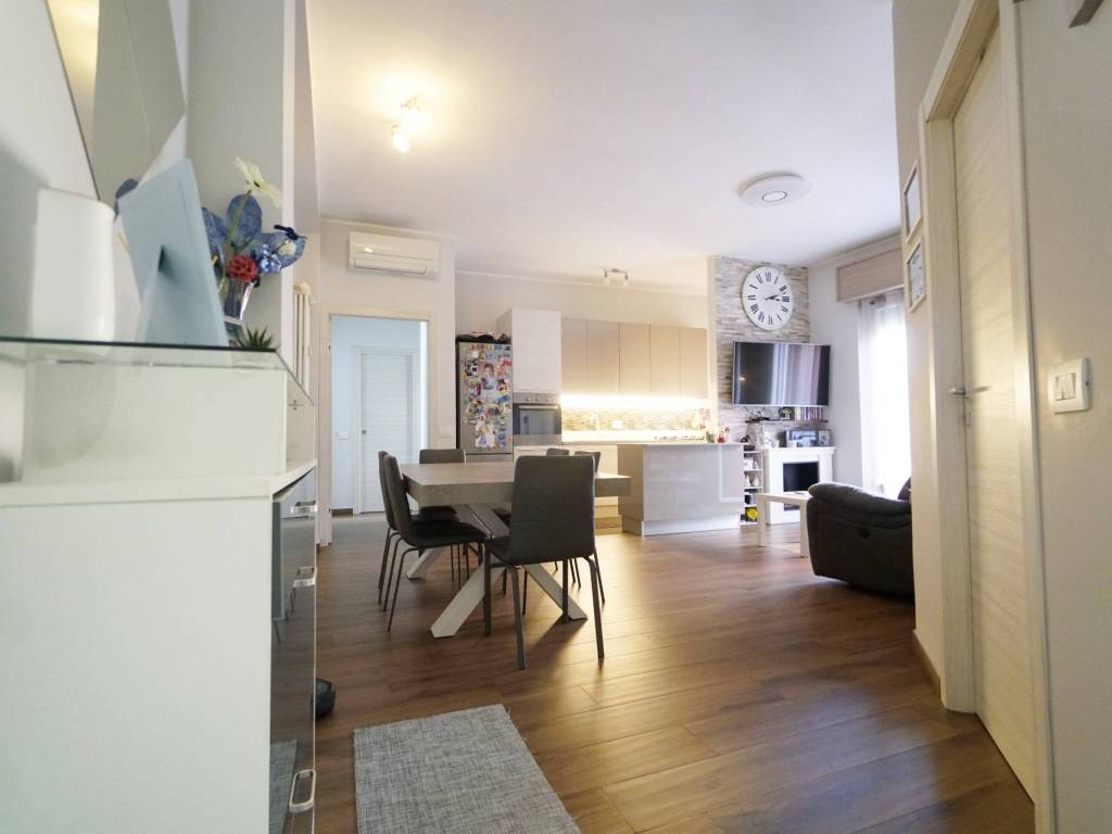 appartamento in vendita a Cologno Monzese in zona San Maurizio al Lambro