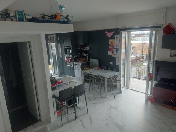 appartamento in vendita a Cologno Monzese